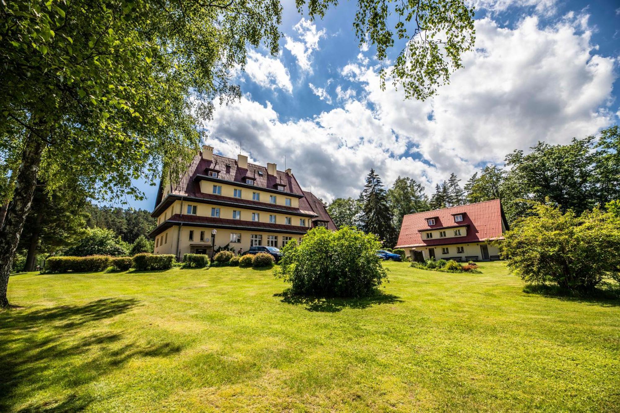 Parkhotel Skalni Mesto Jičín Εξωτερικό φωτογραφία